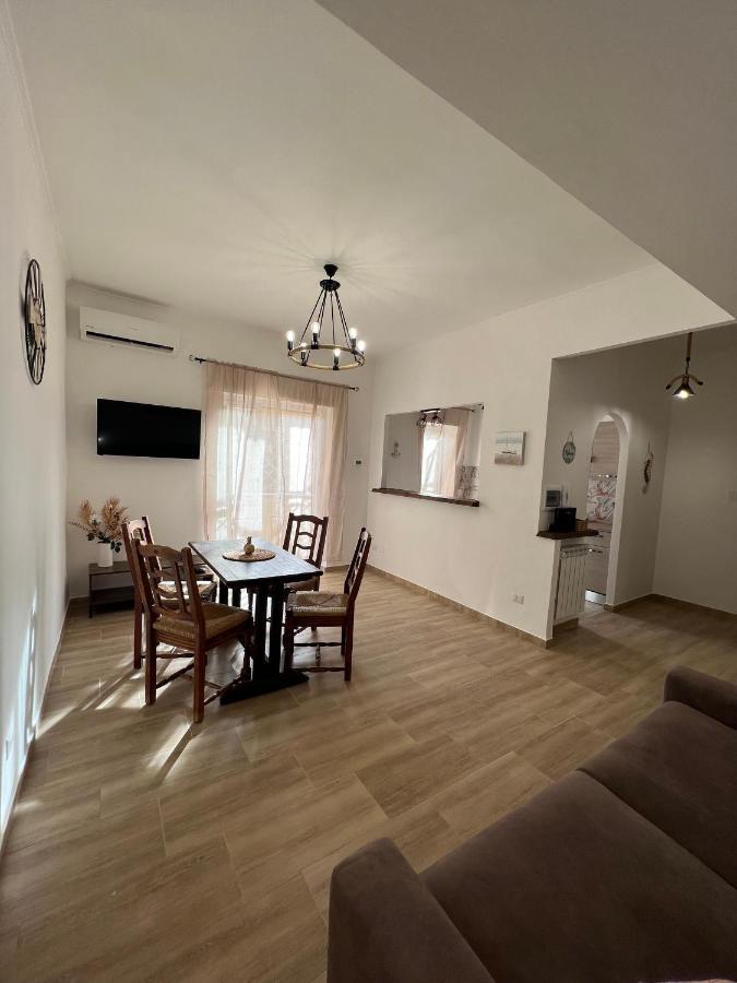 Waikiki House Apartment ปาสซอสกูโร ภายนอก รูปภาพ