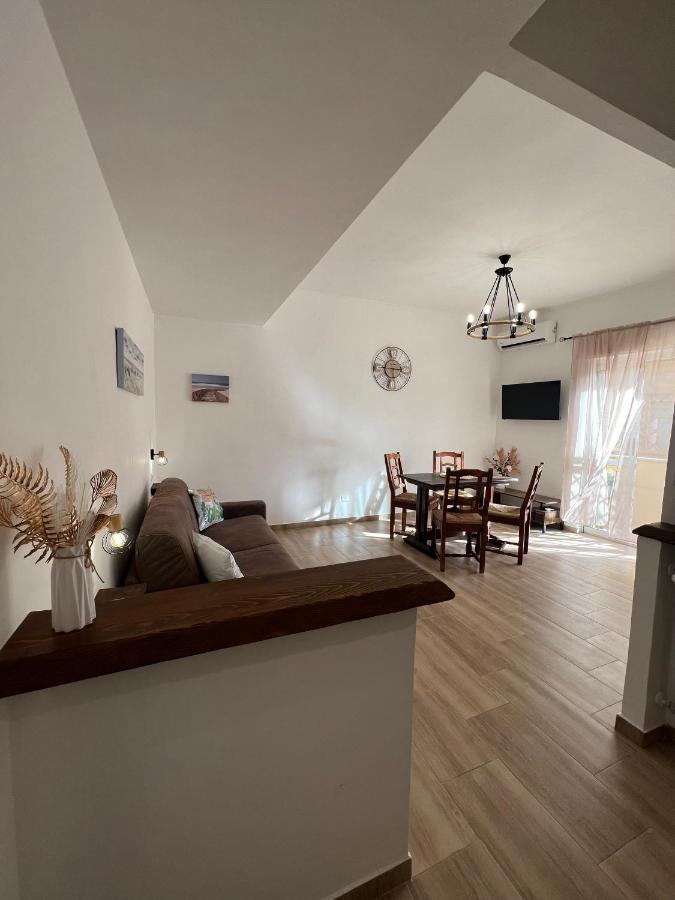 Waikiki House Apartment ปาสซอสกูโร ภายนอก รูปภาพ